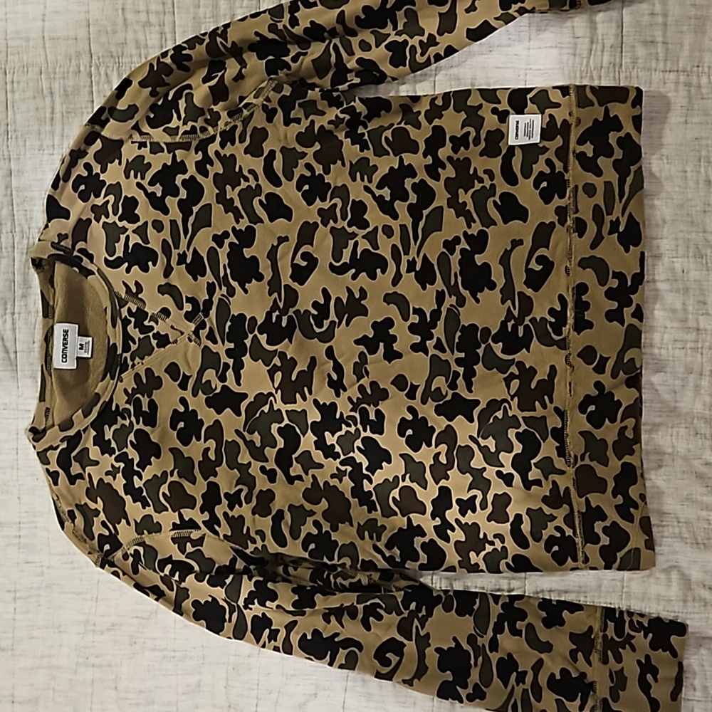 Converse Camo sweatshirt
